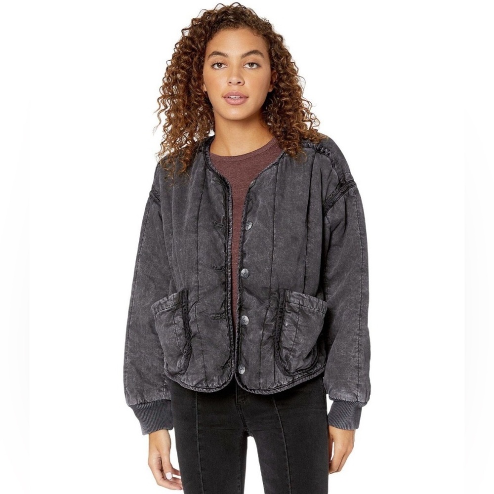 Free People Mixed Signals jacket SZ small like new. Worn twice.